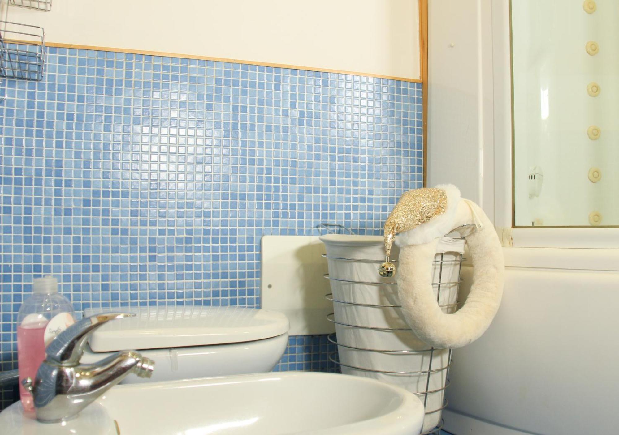 Séjour chez l'habitant Metro Amedeo - Stanza Privata Con Vasca Idromassaggio